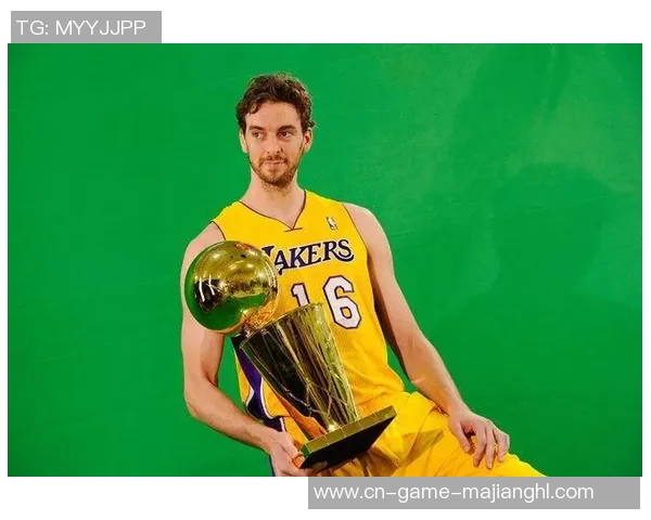 芬奇强调海兰德应展现真实自我他的挡拆与组织能力值得重视 芬奇强调海兰德应展现真实自我他的挡拆与组织能力值得重视